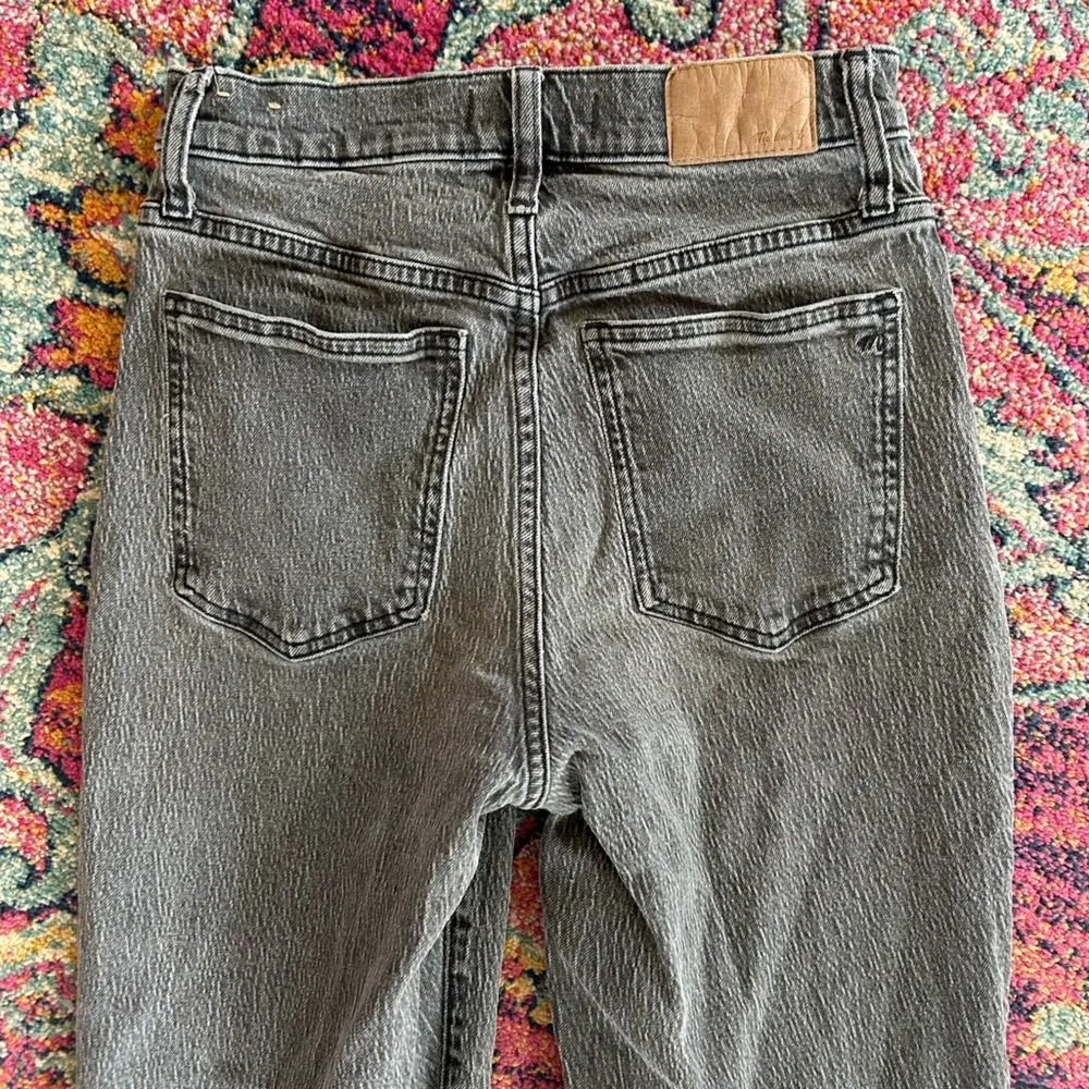 Madewell | Women’s Grey Stonewashed The Perfect Vintage Straight Leg Jeans Sz 26